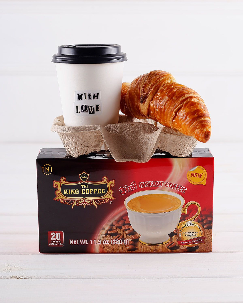 Вьетнамский растворимый кофе 3 в 1 King coffee instant, в коробке (20 стик, 16г)