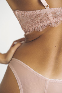 Танга-галочка Mia пудра