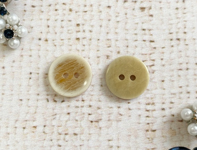 Пуговицы, d 1,5 см