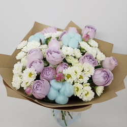 Букет из роз и хризантем София