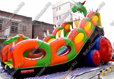 Батут-горка "Дракон 2", 10*5*8 м, с шипами