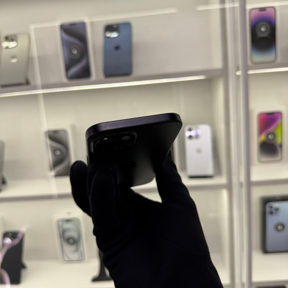 iPhone 15, 256 ГБ б/у