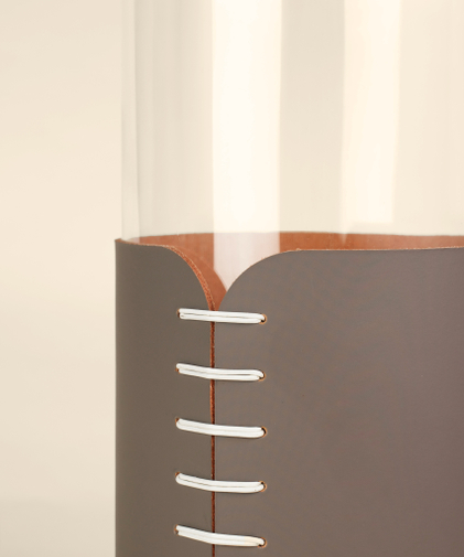 Ваза в кожаном чехле Concord 12 х 30 Серый