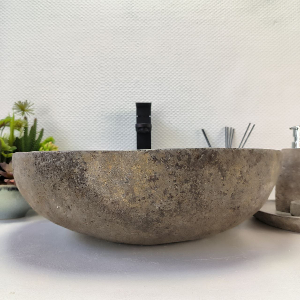 Раковина из речного камня RS-63873 (52*44*15) 0123