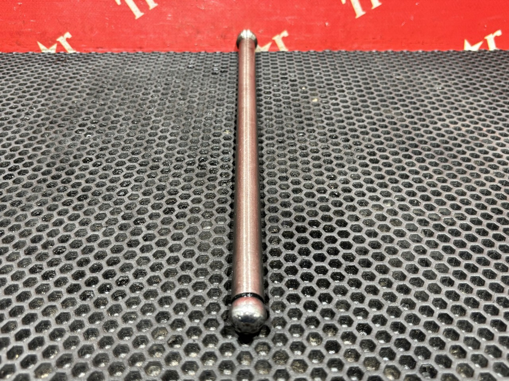 Штанга толкателя выпускного клапана