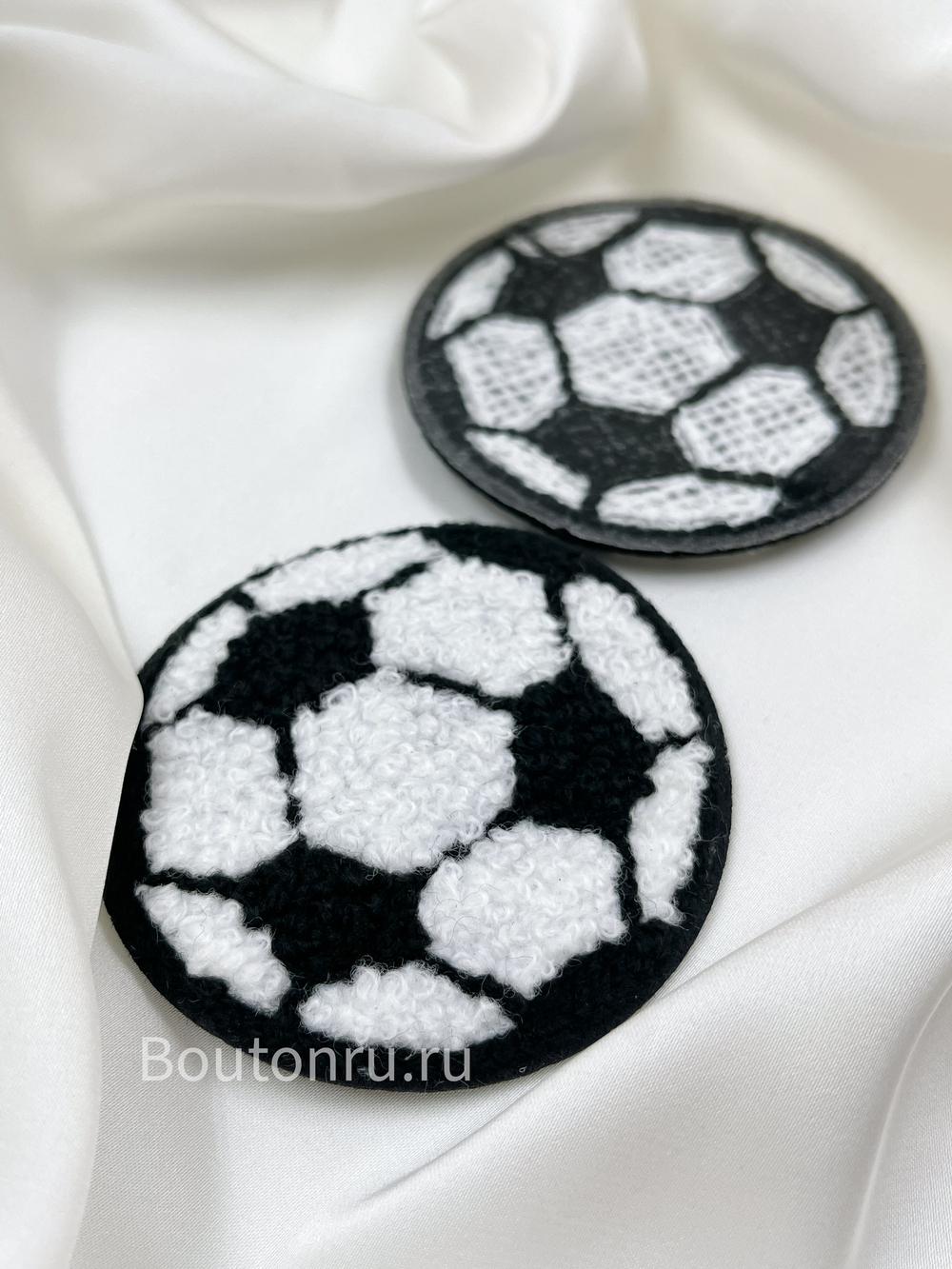 Нашивка мяч