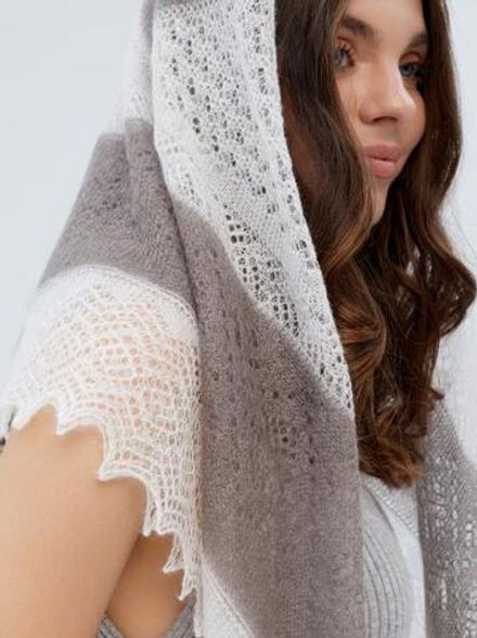 Оренбургский пуховый платок-паутинка АИ100-01/03 белый/серый