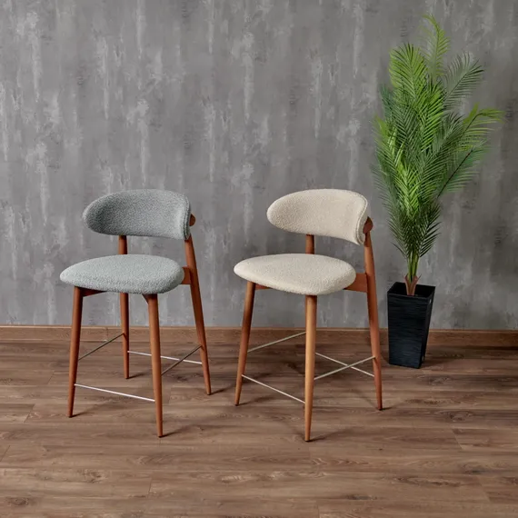 Полубарный стул Mod, бежевое букле, ножки цвета орех