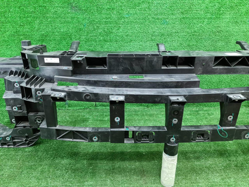 Телевизор Lixiang L7 (2022-н.в.)