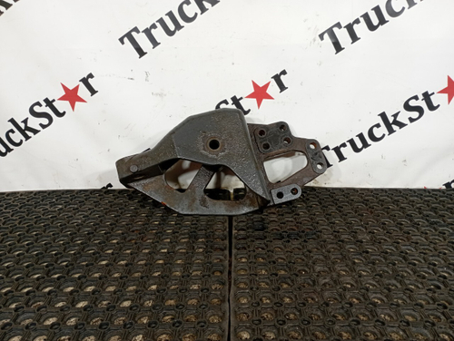 Кронштейн рессоры передней правый