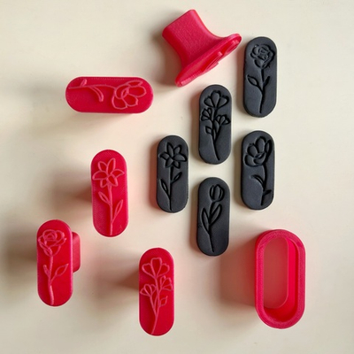 Набор штампов с вырубкой «Цветы»