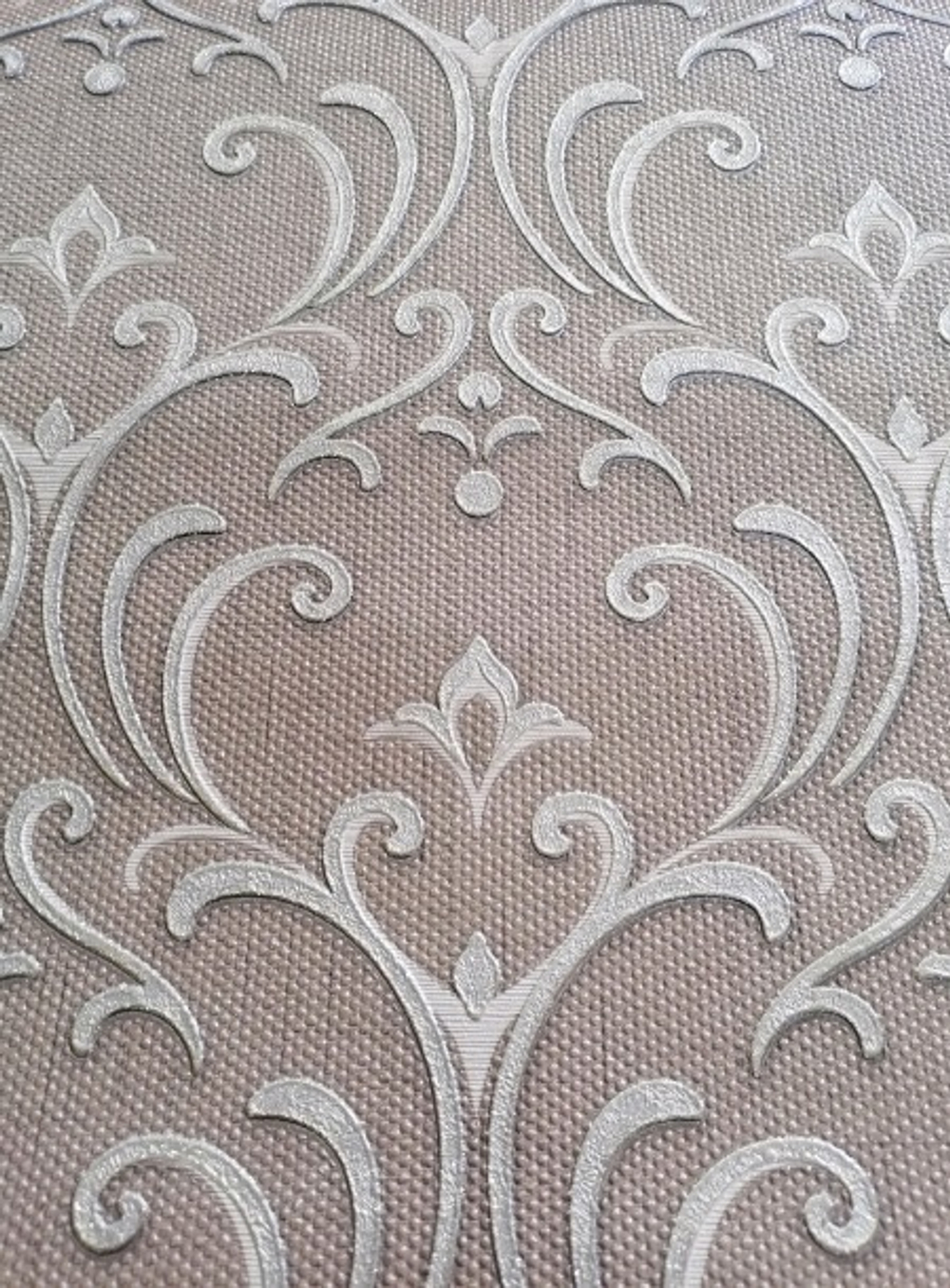 Фенси - 12 белая с перламутром