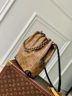 Louis Vuitton Noe Trunk PM
