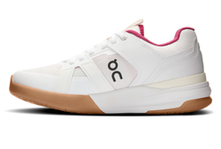 Женские теннисные кроссовки On The Roger Clubhouse Pro - ivory/grenadine