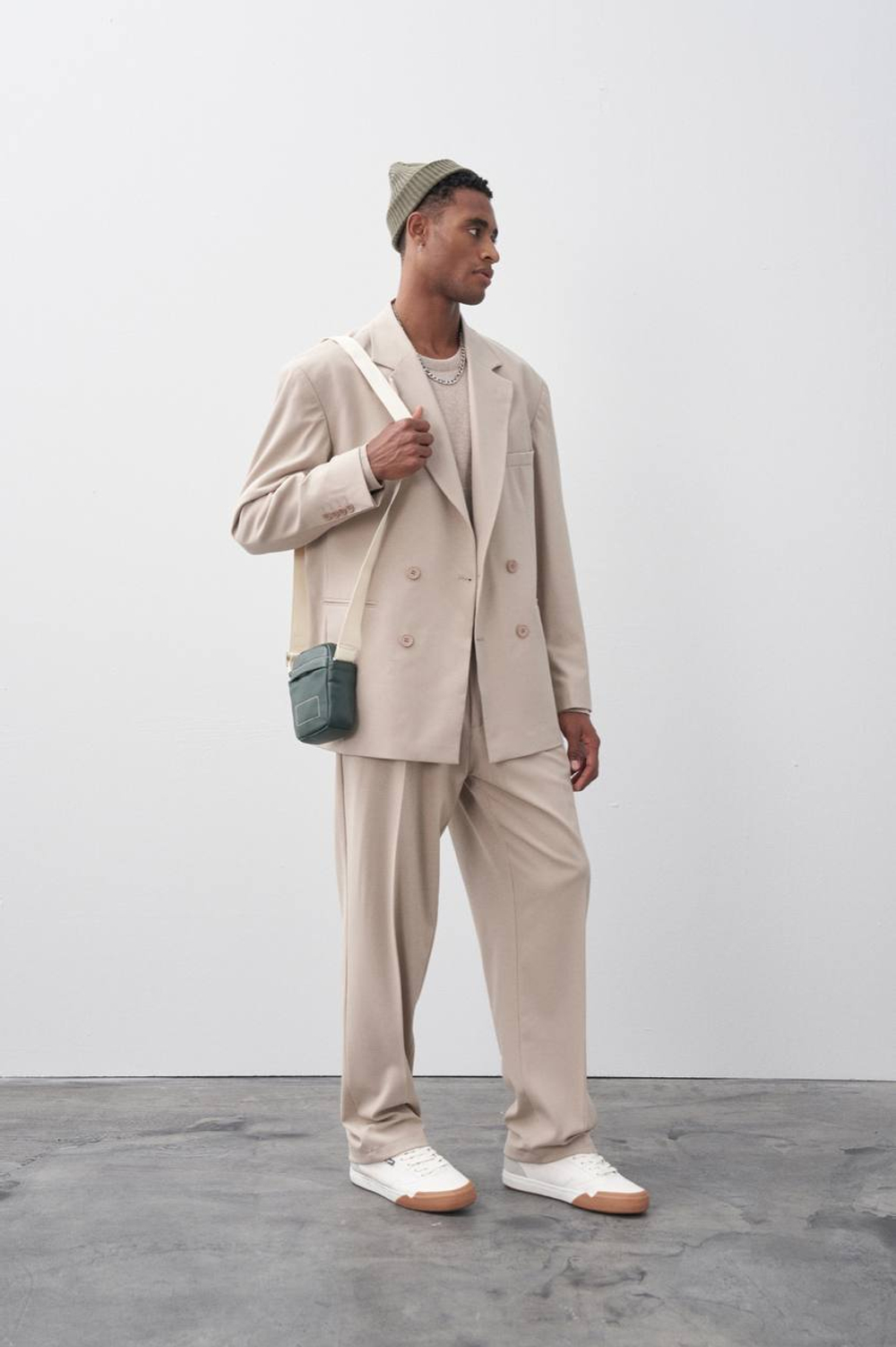 Двубортный оверсайз Бежевый