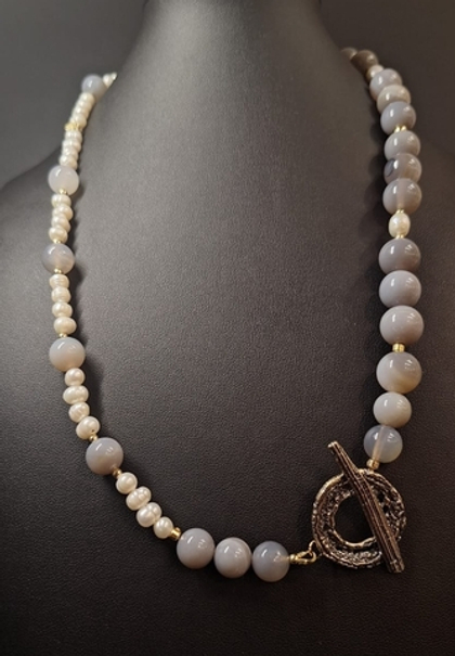 Колье "Элегант" (агат и жемчуг)