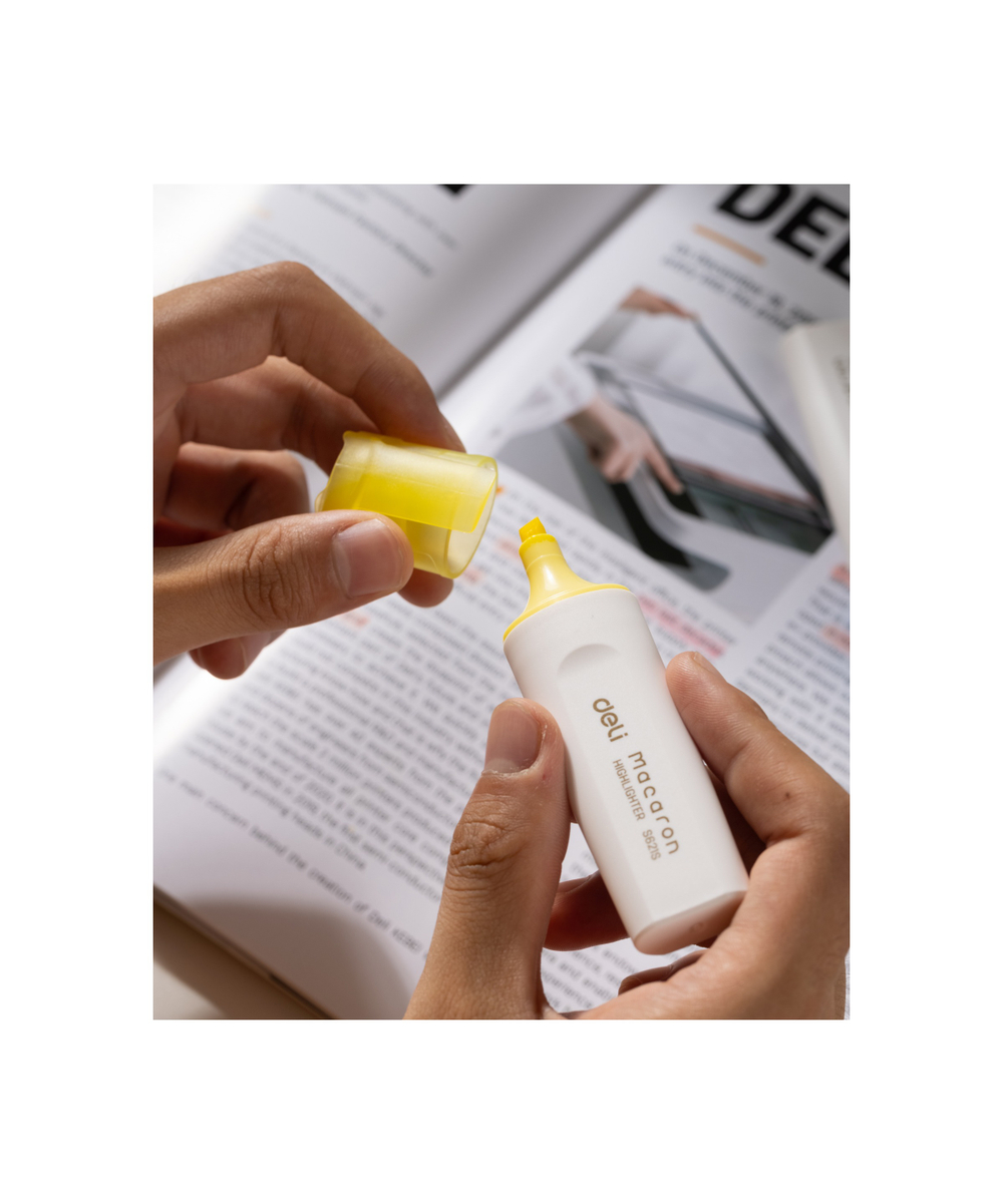 Маркер текстовыделитель DELI Macaron 1-5мм, скошенный, желтый ES621