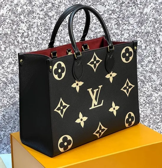 Сумка Louis Vuitton Onthego черный/бежевый