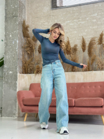 Лонгслив 2024 однотонный с вырезом под палец