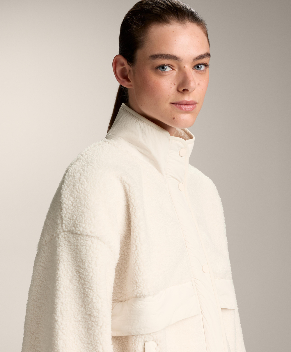 Oysho Легкая куртка-бомбер из искусственной овчины, экрю
