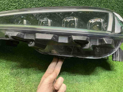 Фара левая Hyundai Elantra 6 AD (2018-2020) LED