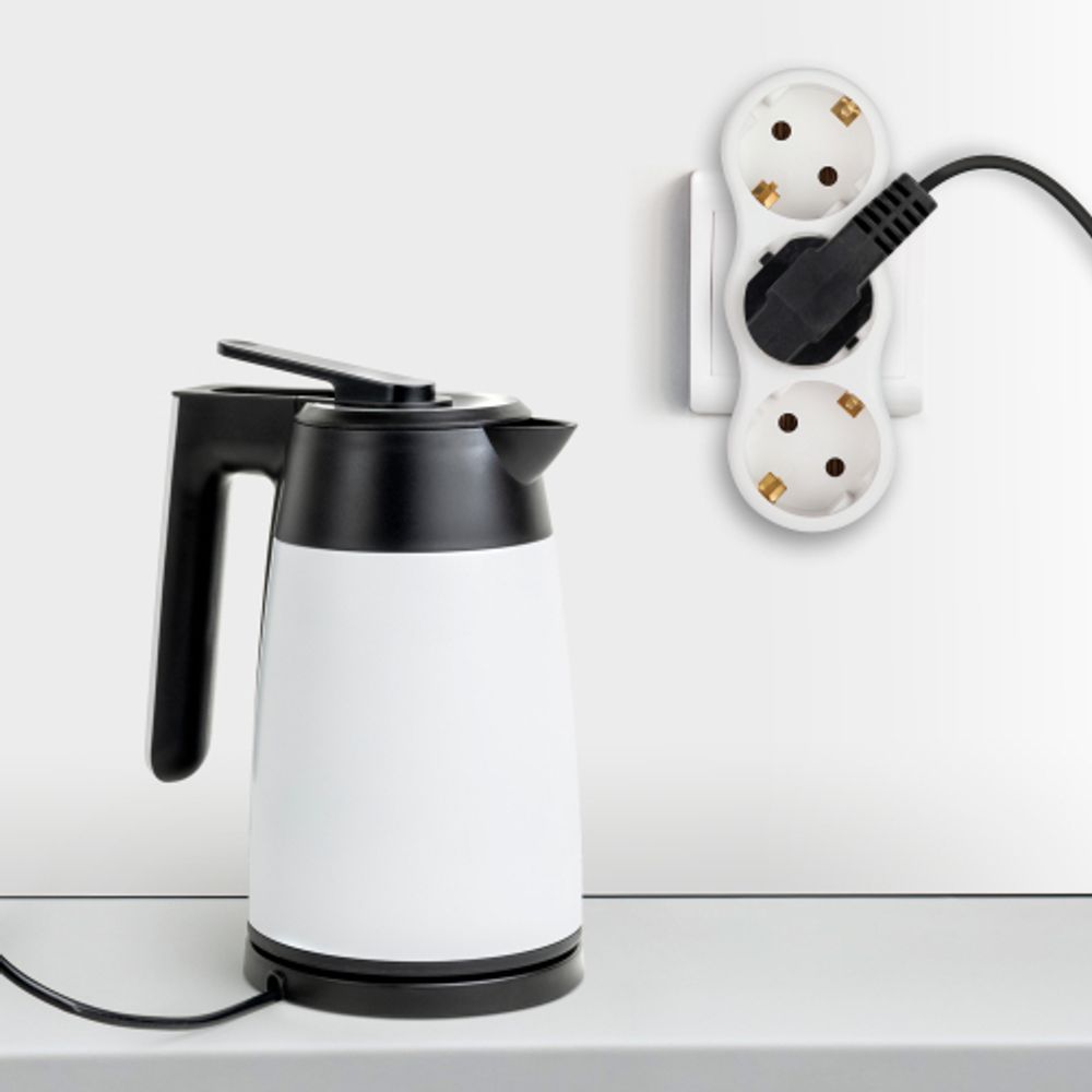 Разветвитель электрический ЭРА SPx-3e-W на 3 розетки с заземлением 16А белый