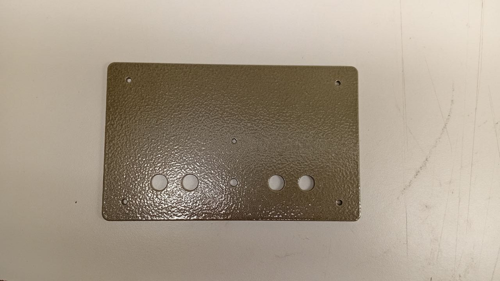 Лицевая панель для сборки корпуса