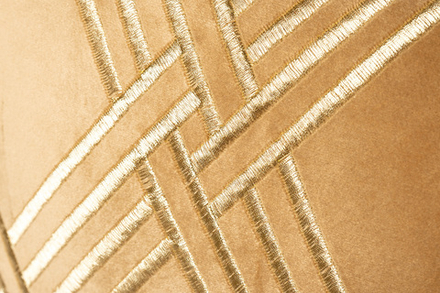 Подушка декоративная с вышивкой "Ромбы" золото