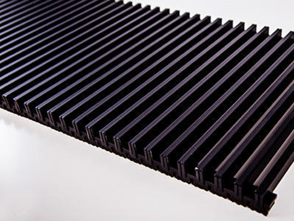 Решетка Techno RRAp 250-600 алюминиевая на полимерной основе