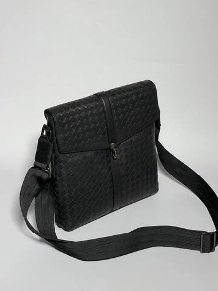 Сумка-мессенджер Bottega Veneta