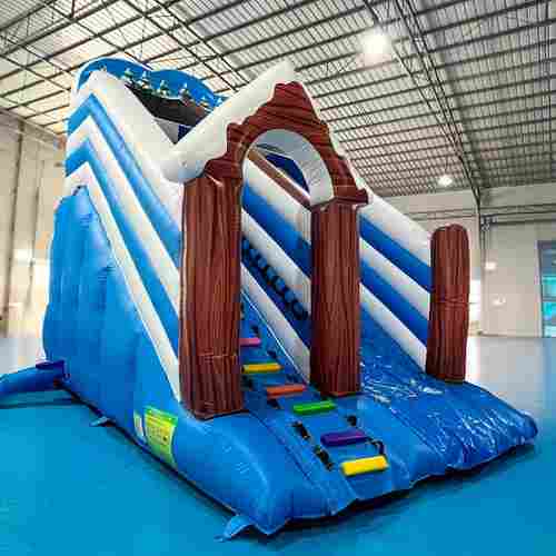 Коммерческий надувной батут «Зимняя горка Арктика», 6*4*6 м