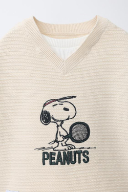 ZARA ВЯЗАНЫЙ ЖИЛЕТ С ВЫШИВКОЙ SNOOPY PEANUTS™, ЭКРЮ