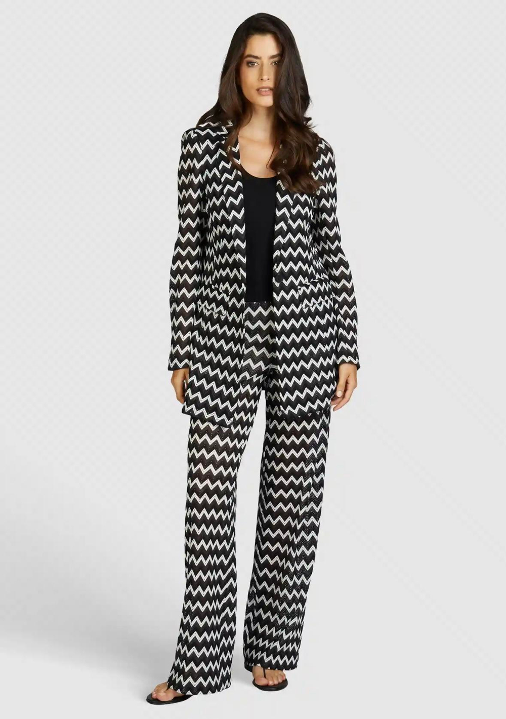 Жакет MARC AUREL 3819 черно-белый вязка