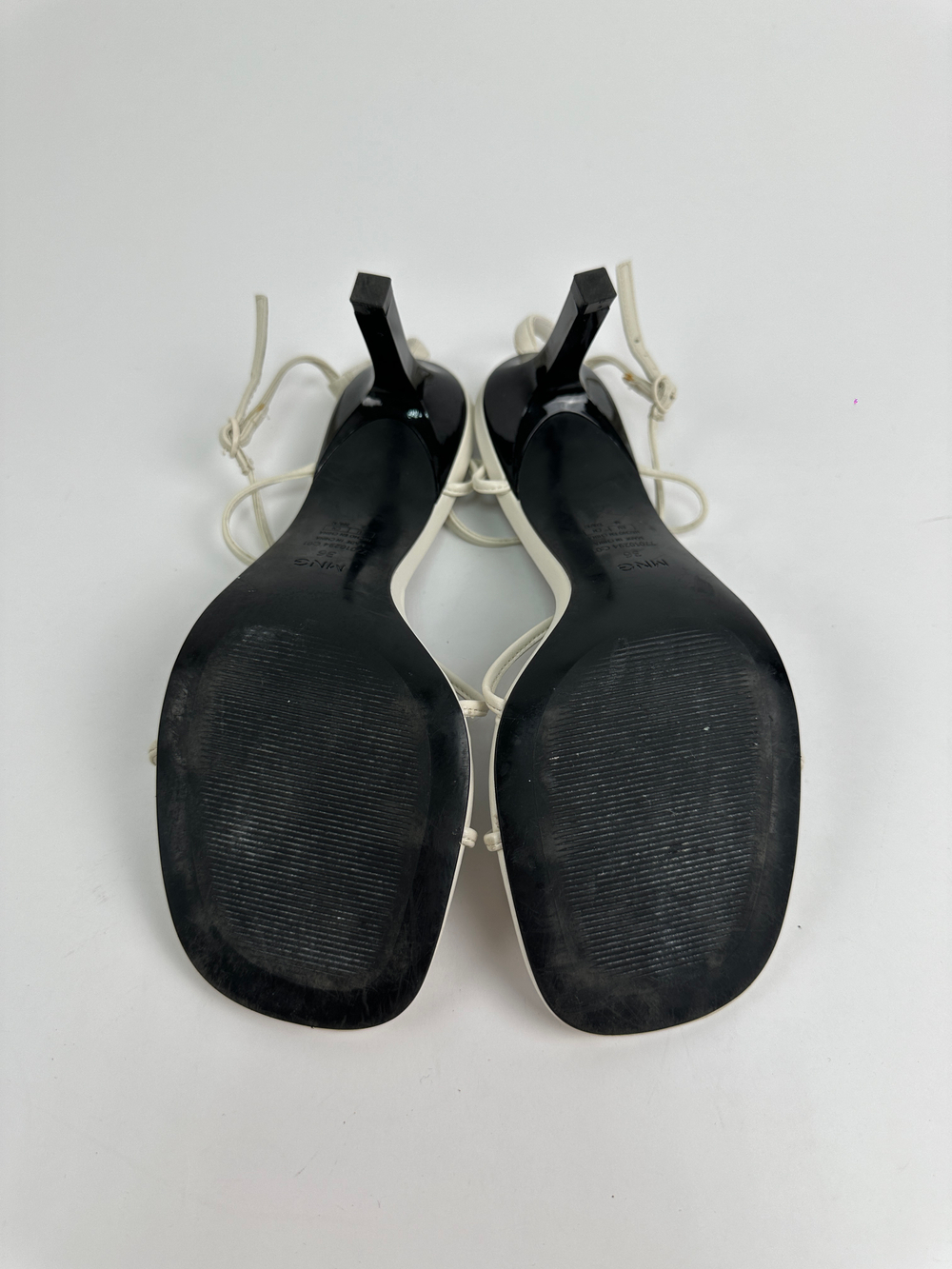 Босоножки Mango