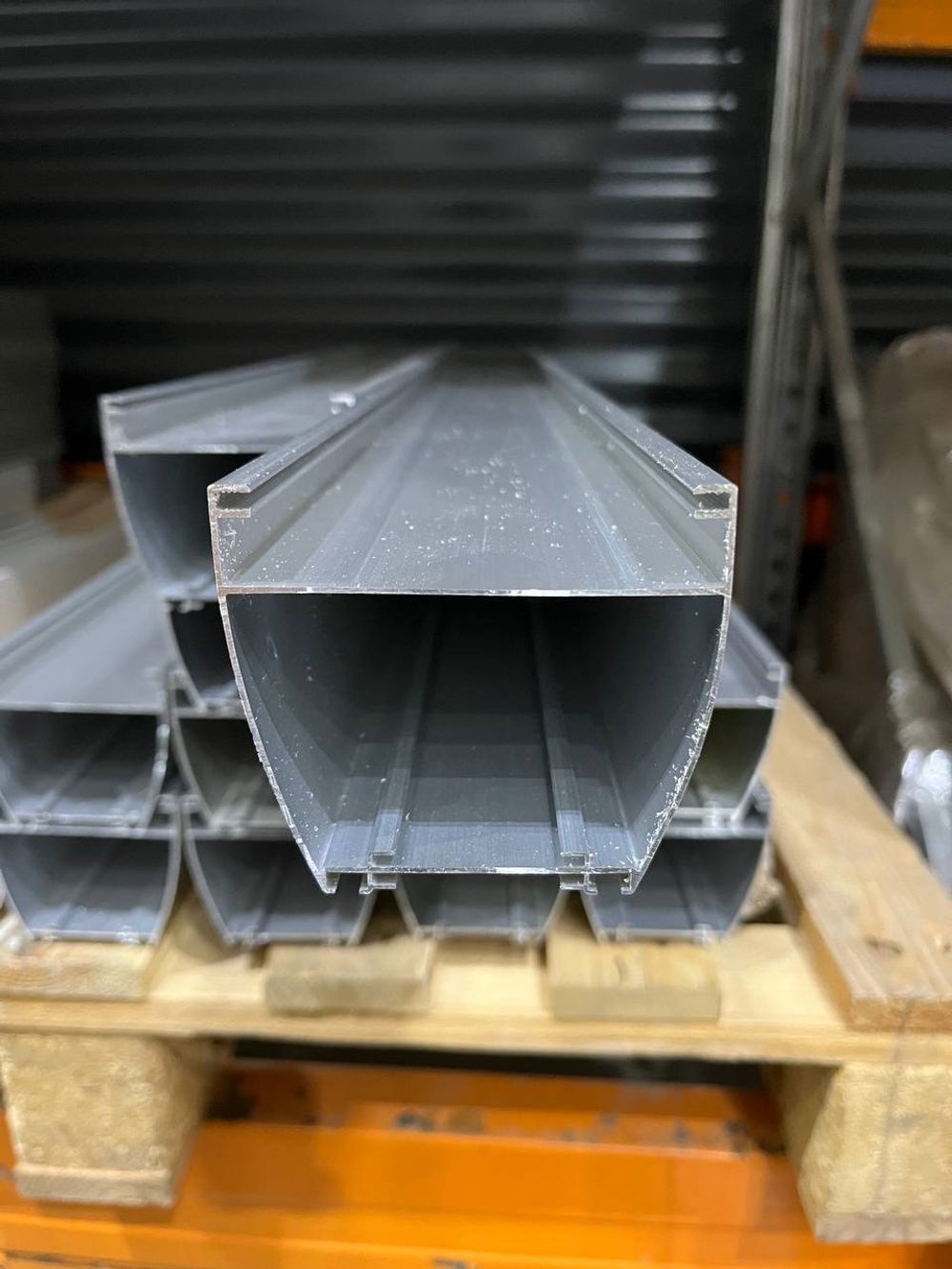 Профиль алюминиевый для сборки промышленного светильника 0,5 метра, анодированный