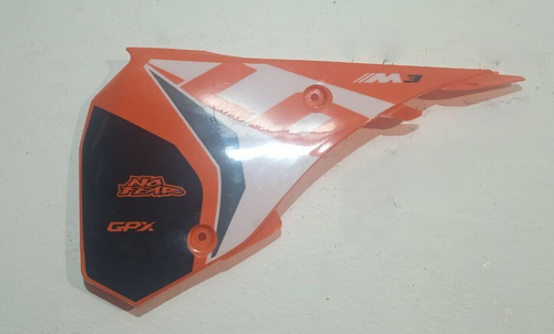 Пластик боковой левый Мотоцикл Apollo M3 300