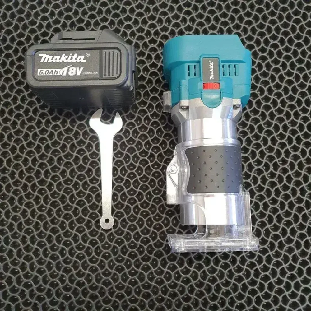 Набор аккумуляторных инструментов Макита 9 в 1