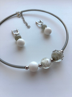 Комплект украшений из муранского стекла: колье, серьги