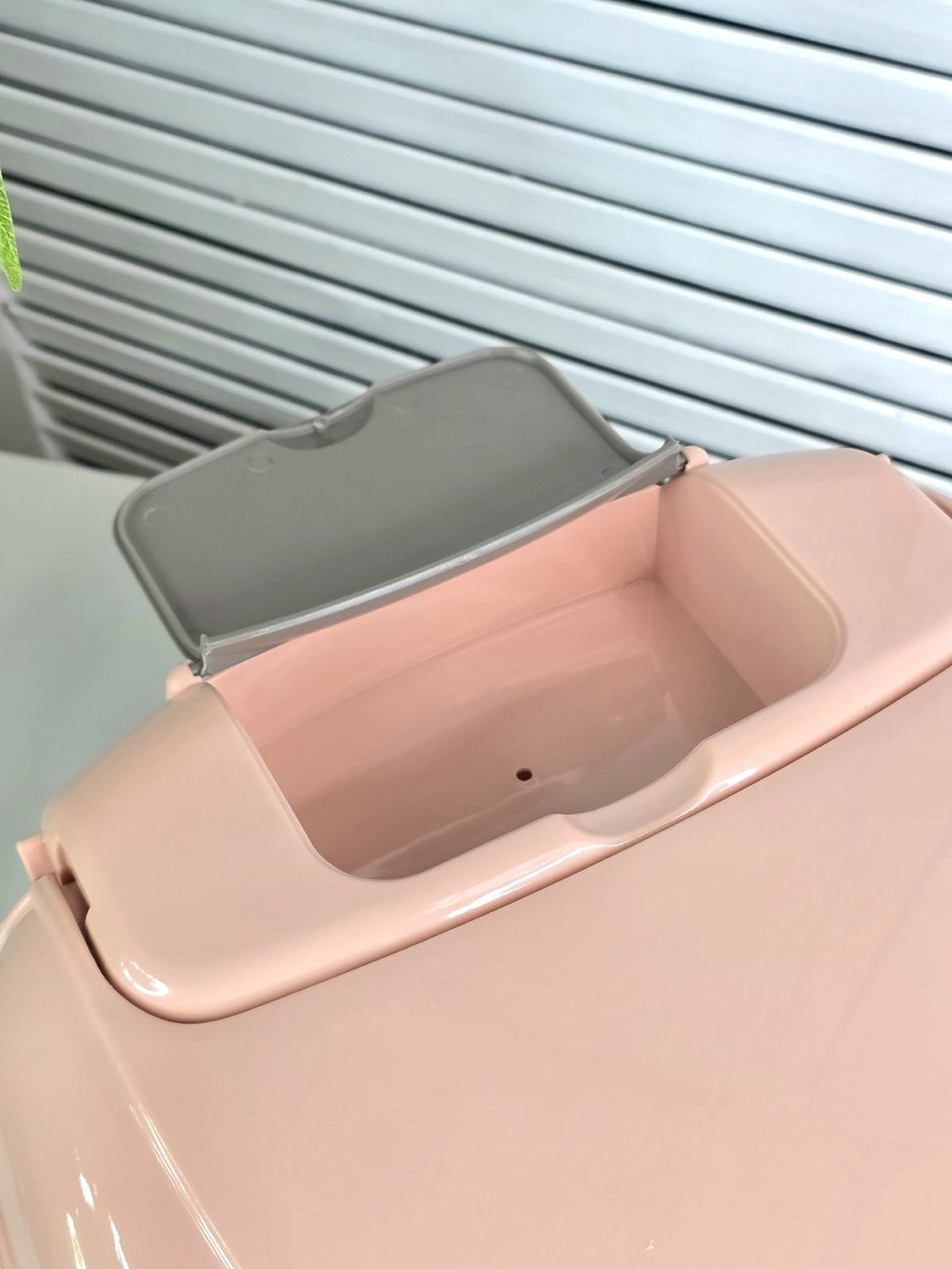 Горшок стульчик детский розовый (202010302-1)