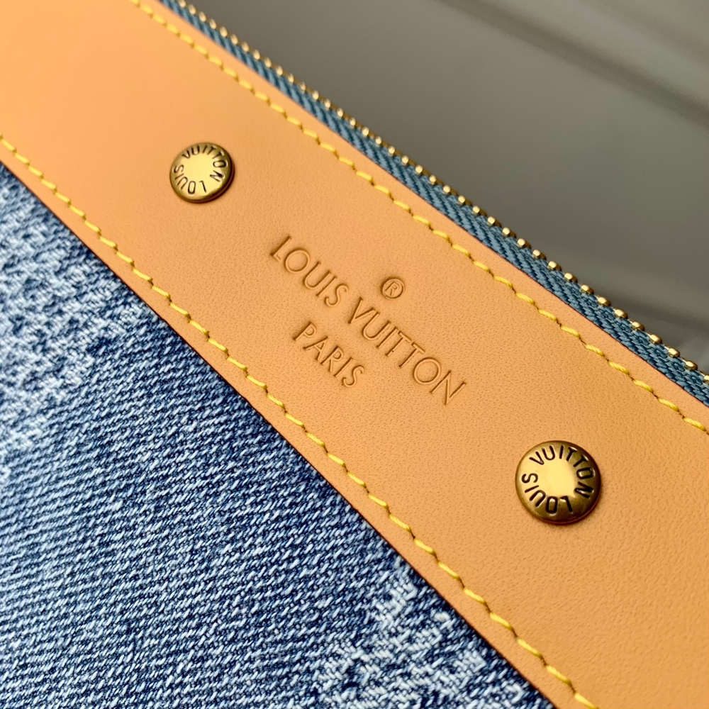 Louis Vuitton Pochette To-Go