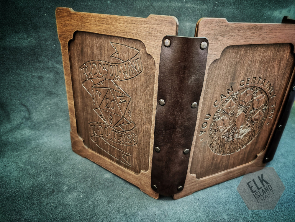 Ширма с кожаными петлями. 3 створки.