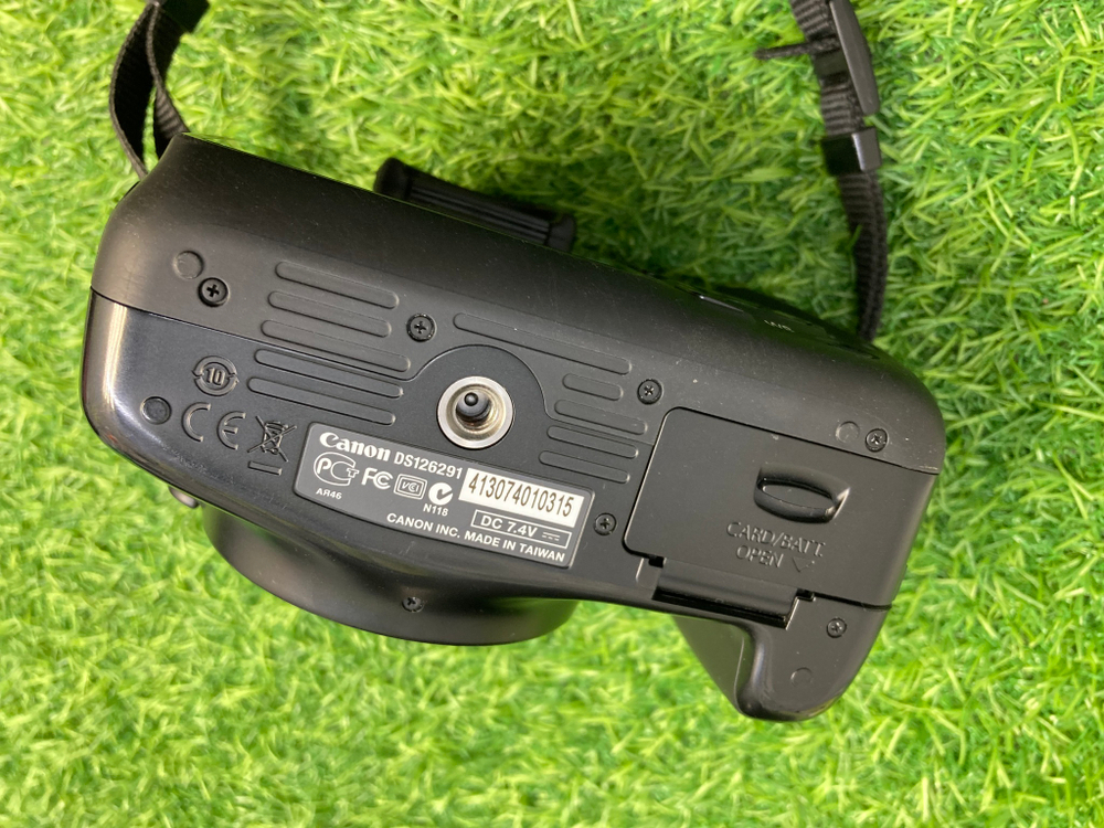 Canon 1100D + 18-55m 4.000 кадров Покупка/Продажа