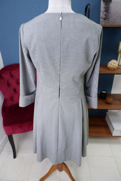 Платье Magda лаконичное 50 размер, новое