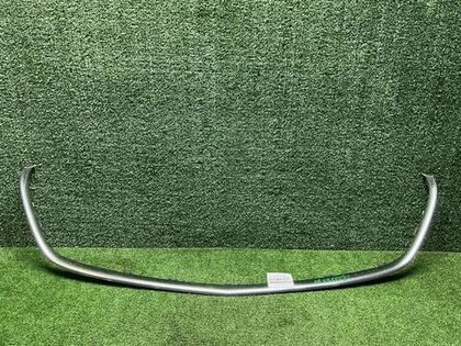 Молдинг решетки радиатора Mercedes V W447 (14-нв)