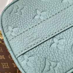 Louis Vuitton Keepall 25