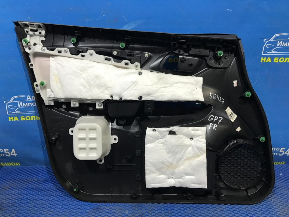 Обшивка двери Honda SHUTTLE 2015-2022