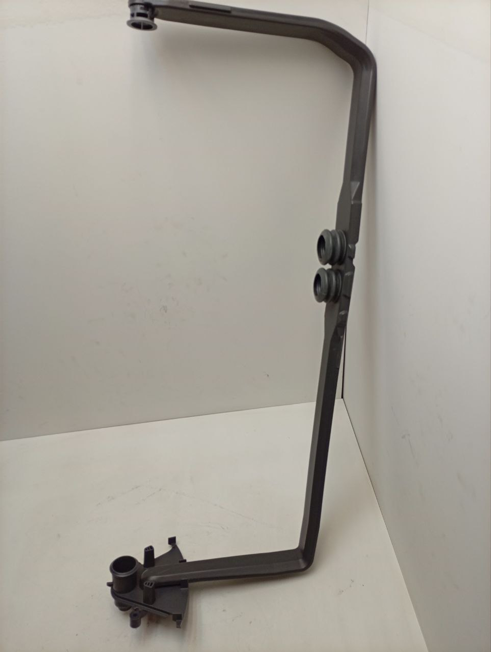 ESL98330 ктп2 Трубка подачи воды воды верхнего импеллера посудомоечной машины Electrolux 8070897031 б/у