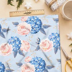 Ткань бифлекс голубые бутоны и розы