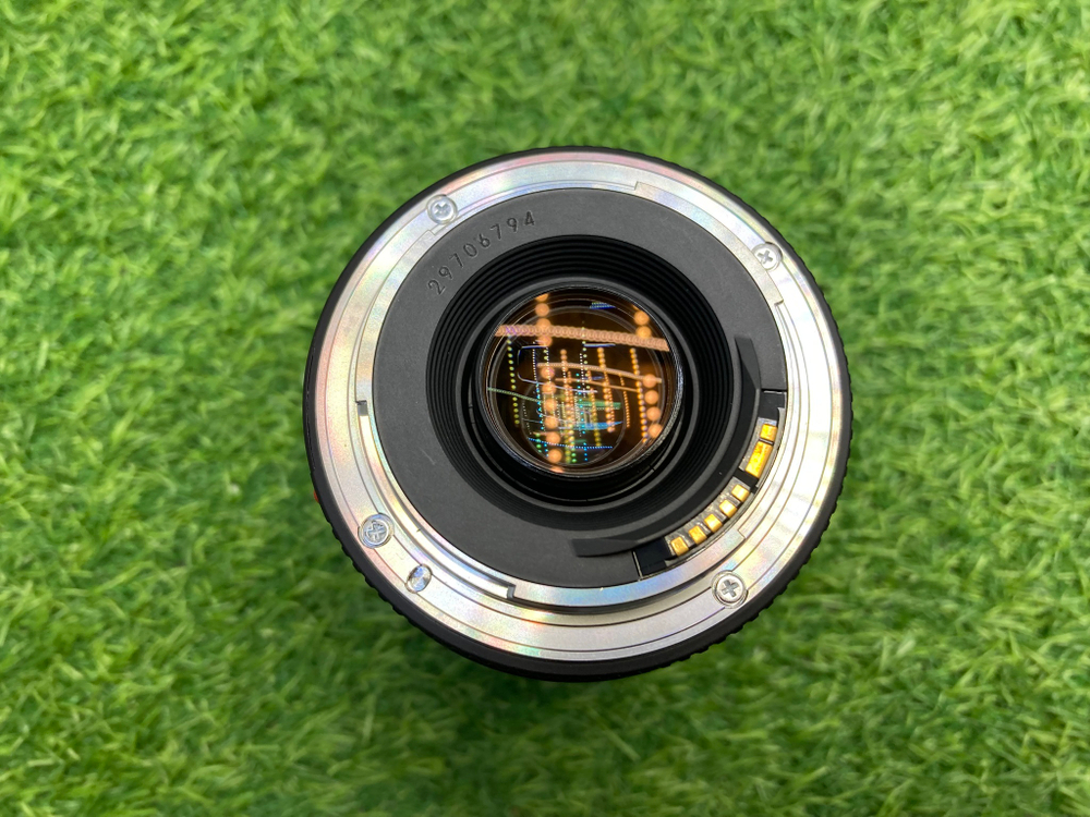 Canon EF 75-300mm 4-5.6 III USM