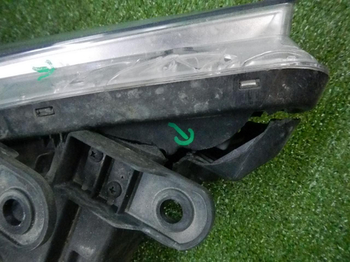 Фара левая Genesis G70 (2017-2021) LED